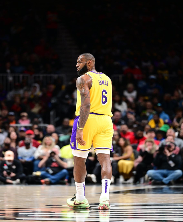 [乒乓球]向鹏独得两分 黄石华新俱乐部闯进男团决赛