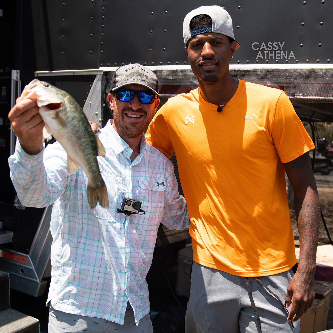 《鸣潮》与《女神异闻录》联动 经典角色涂装实装