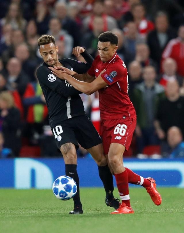 梅西是否比你更强？C罗：我不同意，我不想谦虚