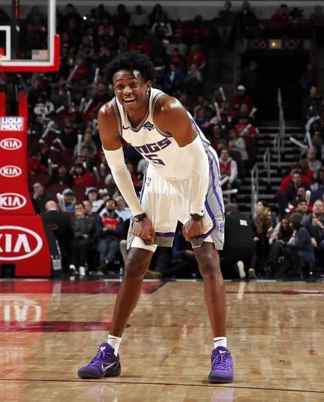 2换1！雄鹿报价扎克拉文