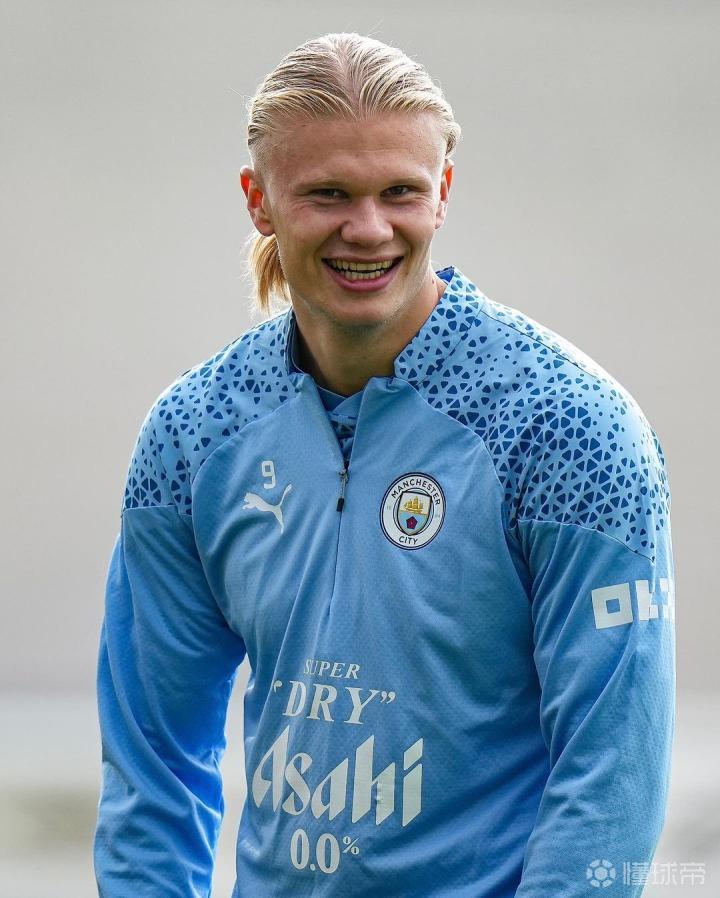 克亚尔：莱奥要变得更稳定，他能成为世界上最好的球员之一