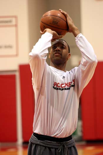 TA：埃切韦里倾向于租借加盟英超俱乐部；德甲球队也有意尼潘