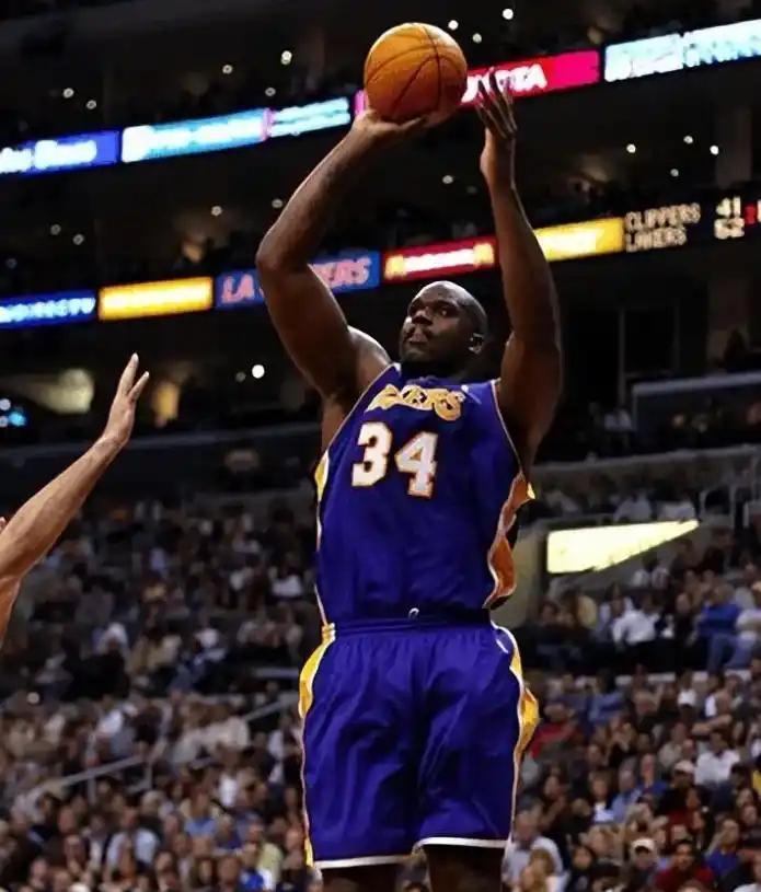 全新卡牌手游《圣斗士星矢：重生2》概念CG现已公布！